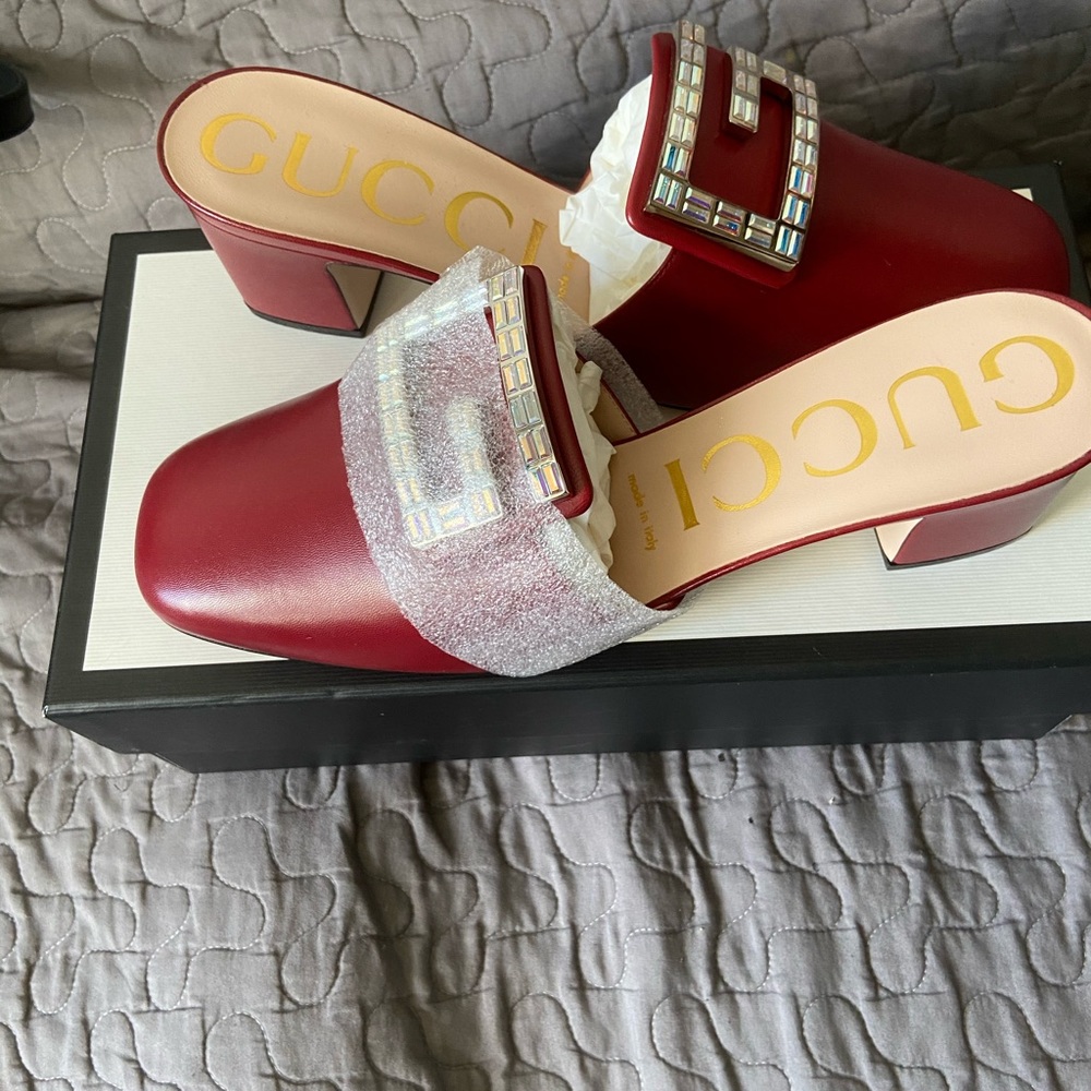 Gucci mule brand new never used size 10 women's... 100% authentic